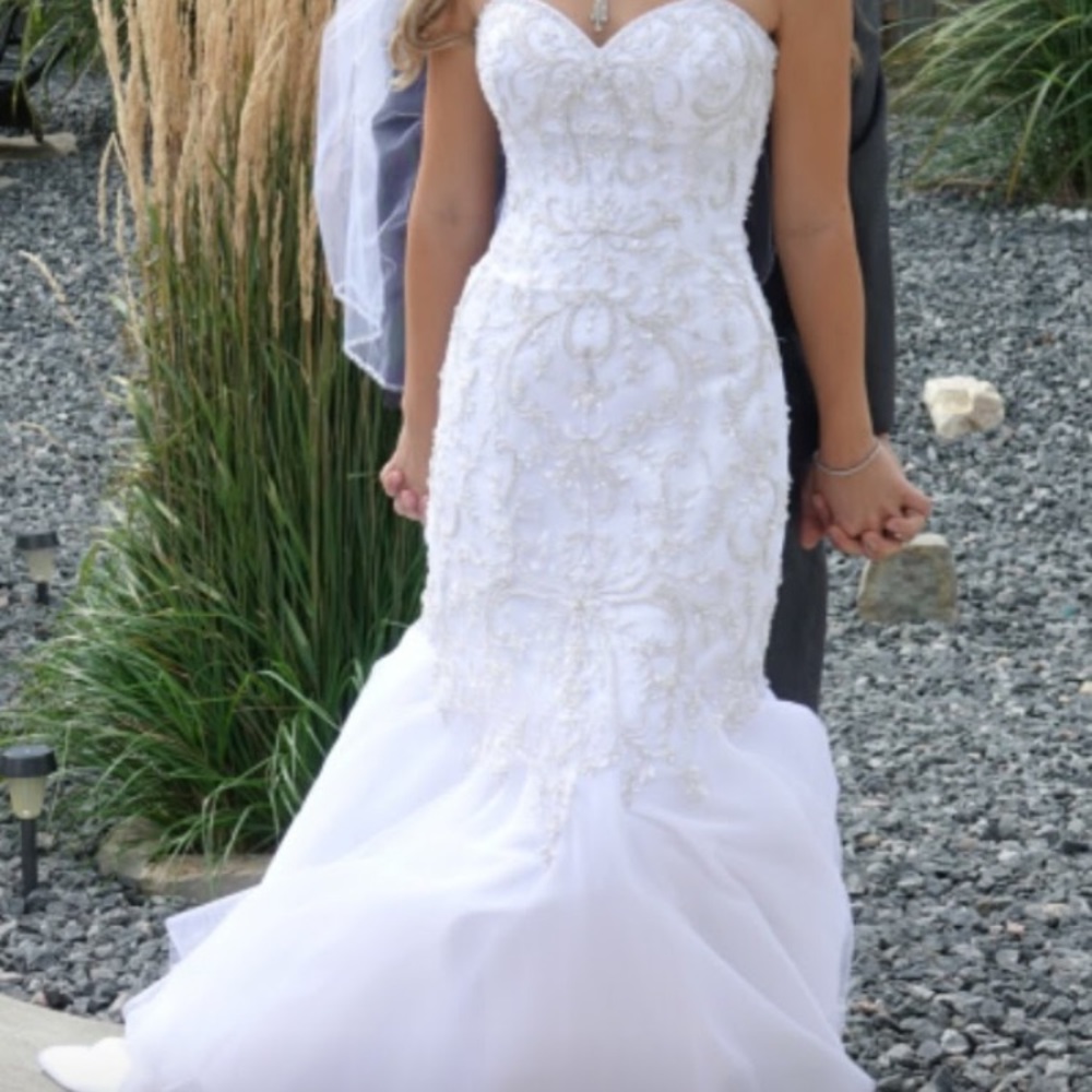 Wedding dress